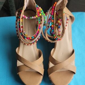 🆕️ Getmorebeauty Beaded Tan Wedge Sandals Size 39 (8.5/9 US)